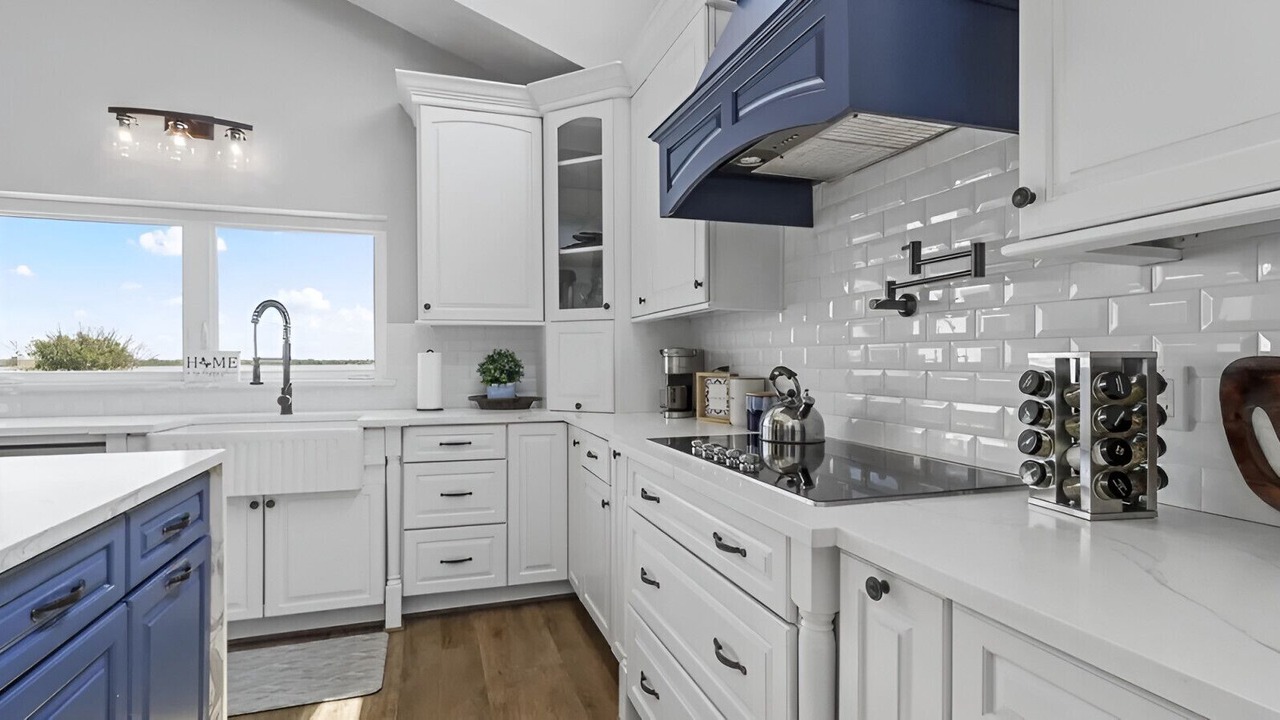 Photo of Kitchen in Lakewood Village