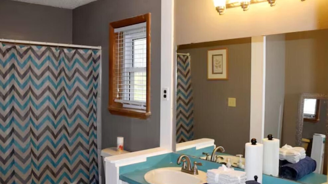Photo of Bathroom in Broken Bow