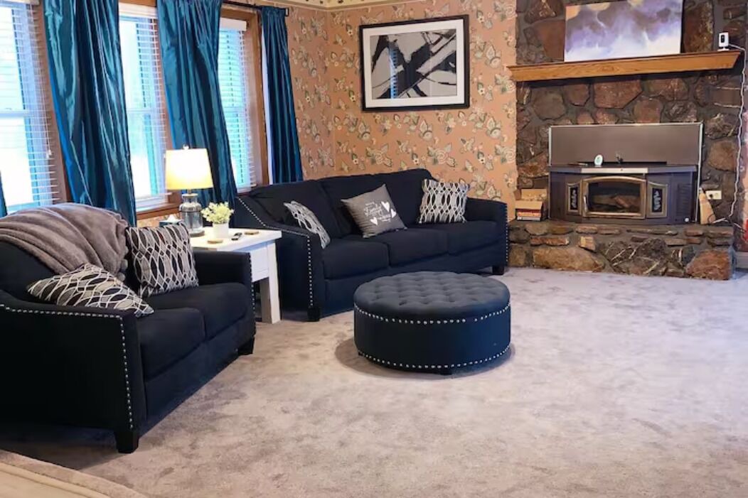 Photo of Livingroom in Broken Bow