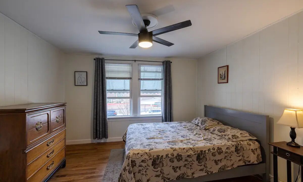 Photo of Bedroom in Clifton Heights