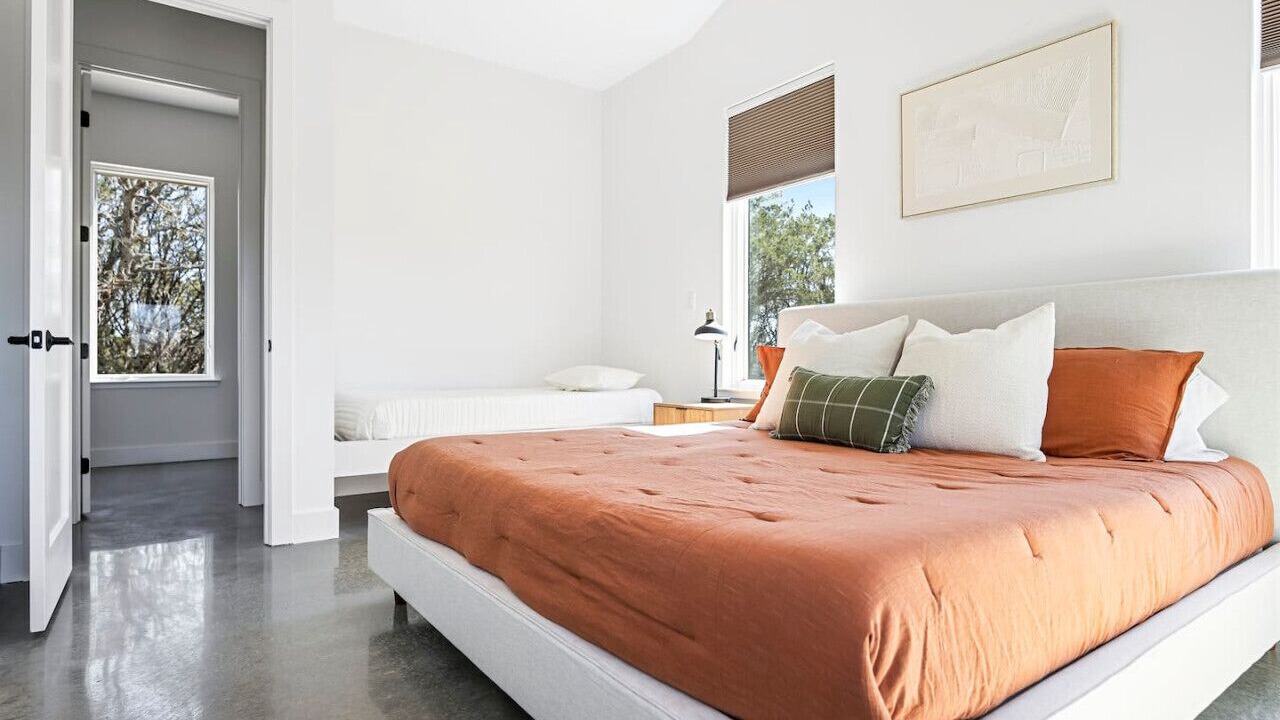Photo of Bedroom in Thurber