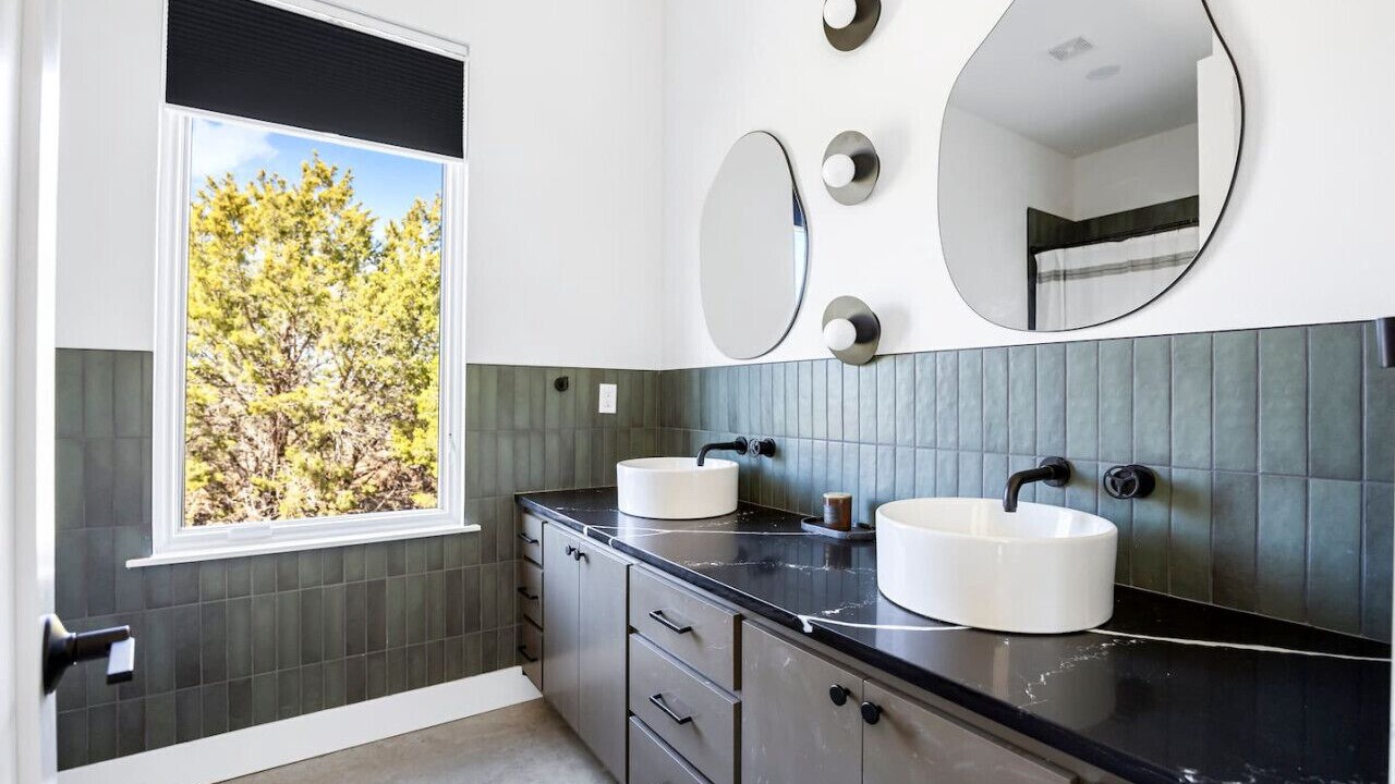 Photo of Bathroom in Thurber