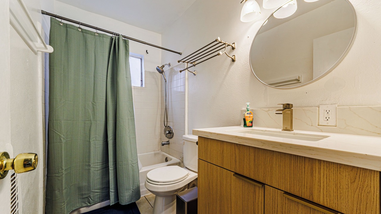 Photo of Bathroom in Del Rey