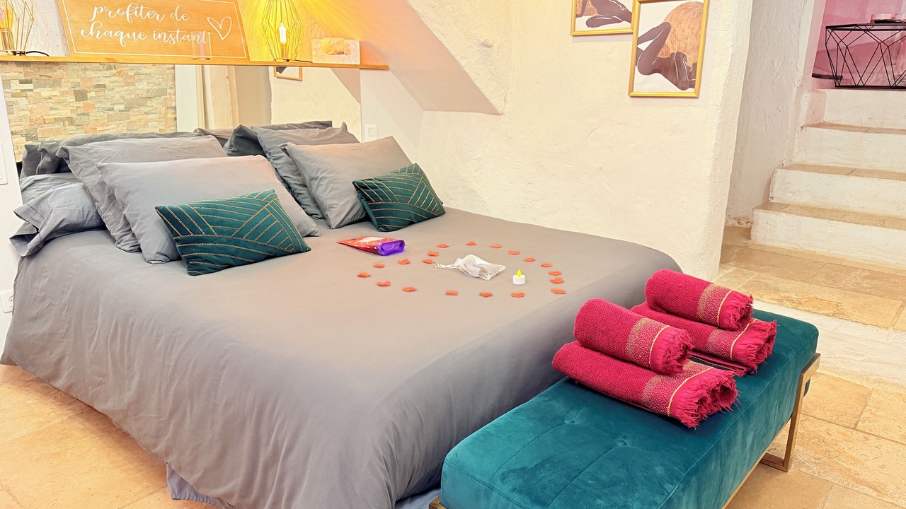 Photo of Bedroom in Auriol