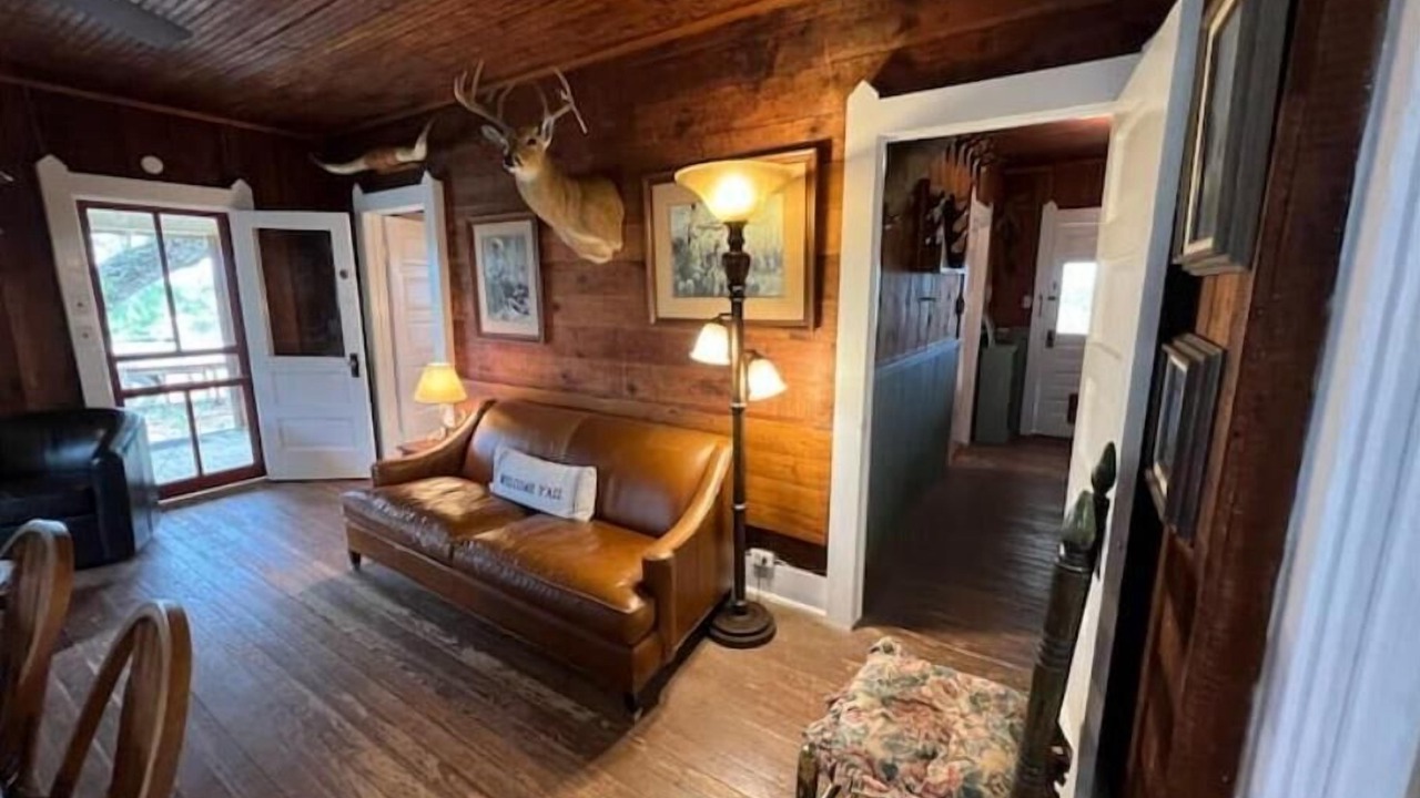 Photo of Livingroom in Mullin