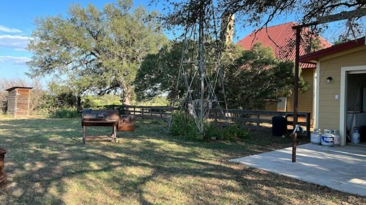 Photo of Outdoor in Mullin