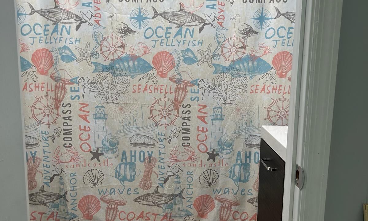Photo of Bathroom in Cross Key Waterways