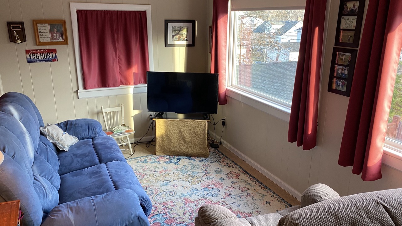 Photo of Livingroom in Lynchburg