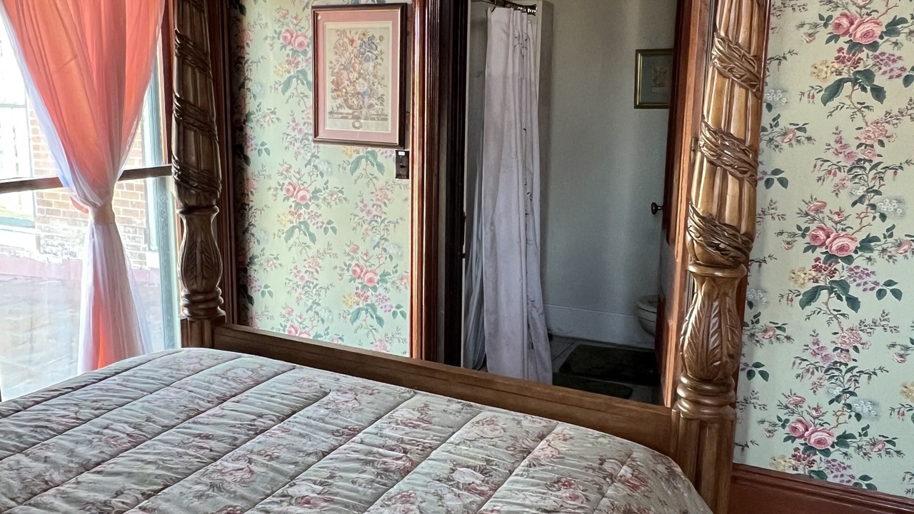 Photo of Bedroom in Davenport