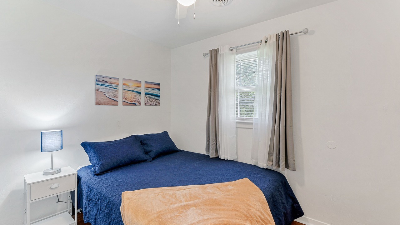 Photo of Bedroom in North Camellia Acres