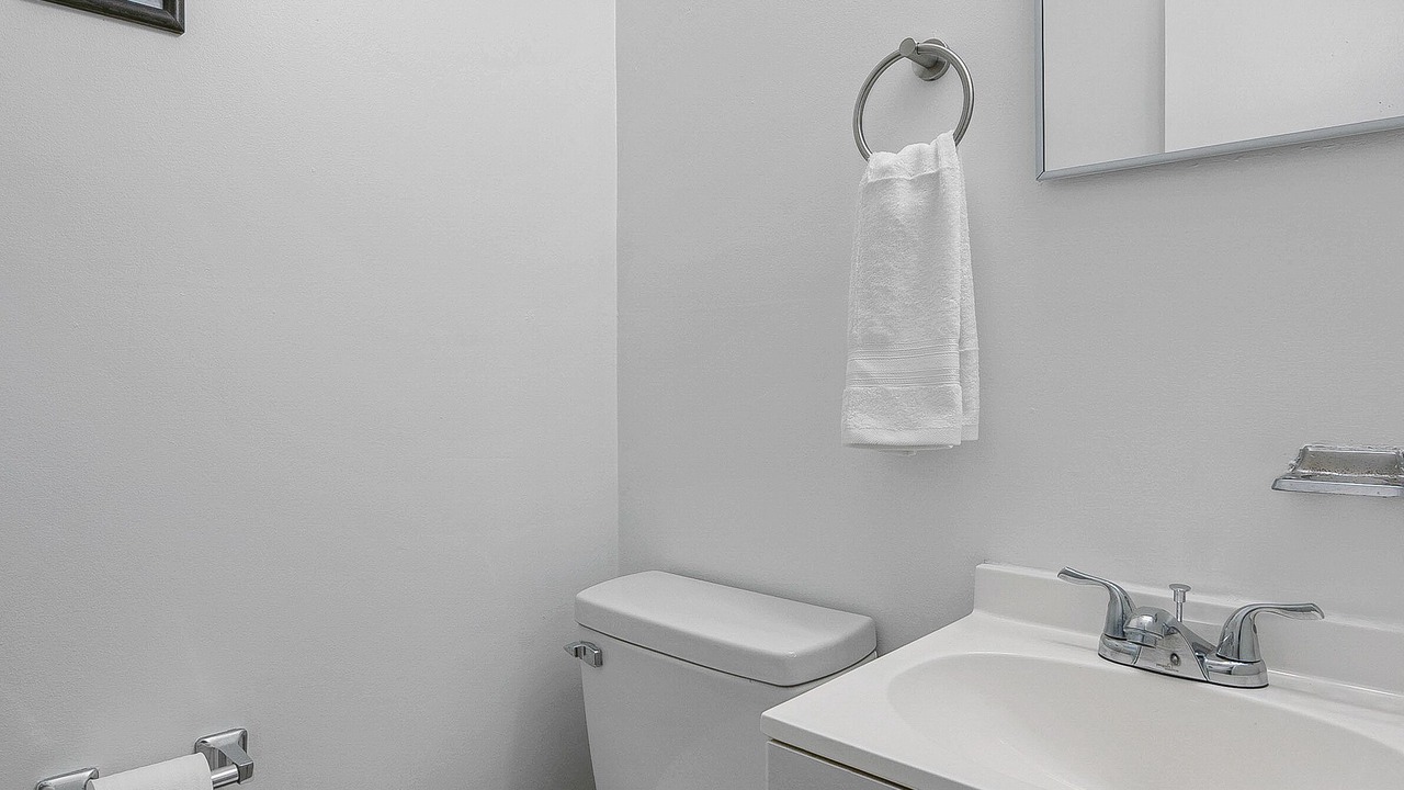 Photo of Bathroom in North Camellia Acres