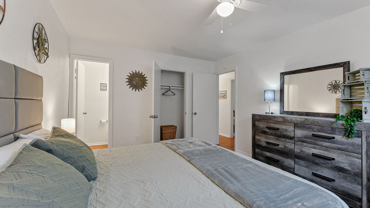 Photo of Bedroom in North Camellia Acres