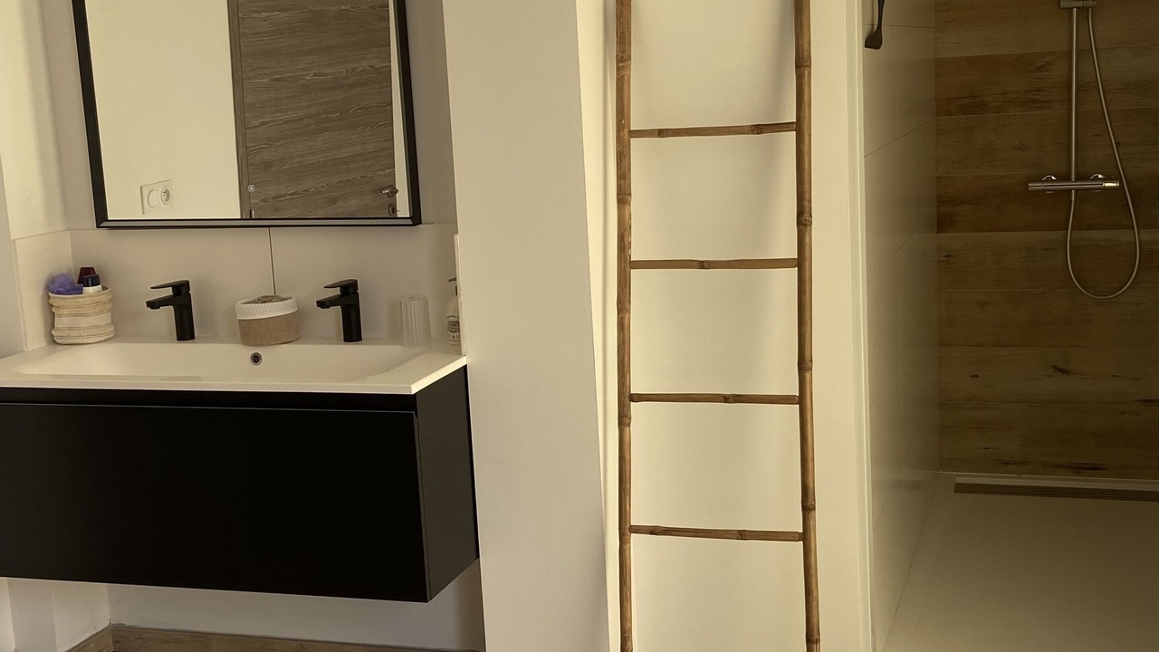 Photo of Bathroom in Bleriot-Plage