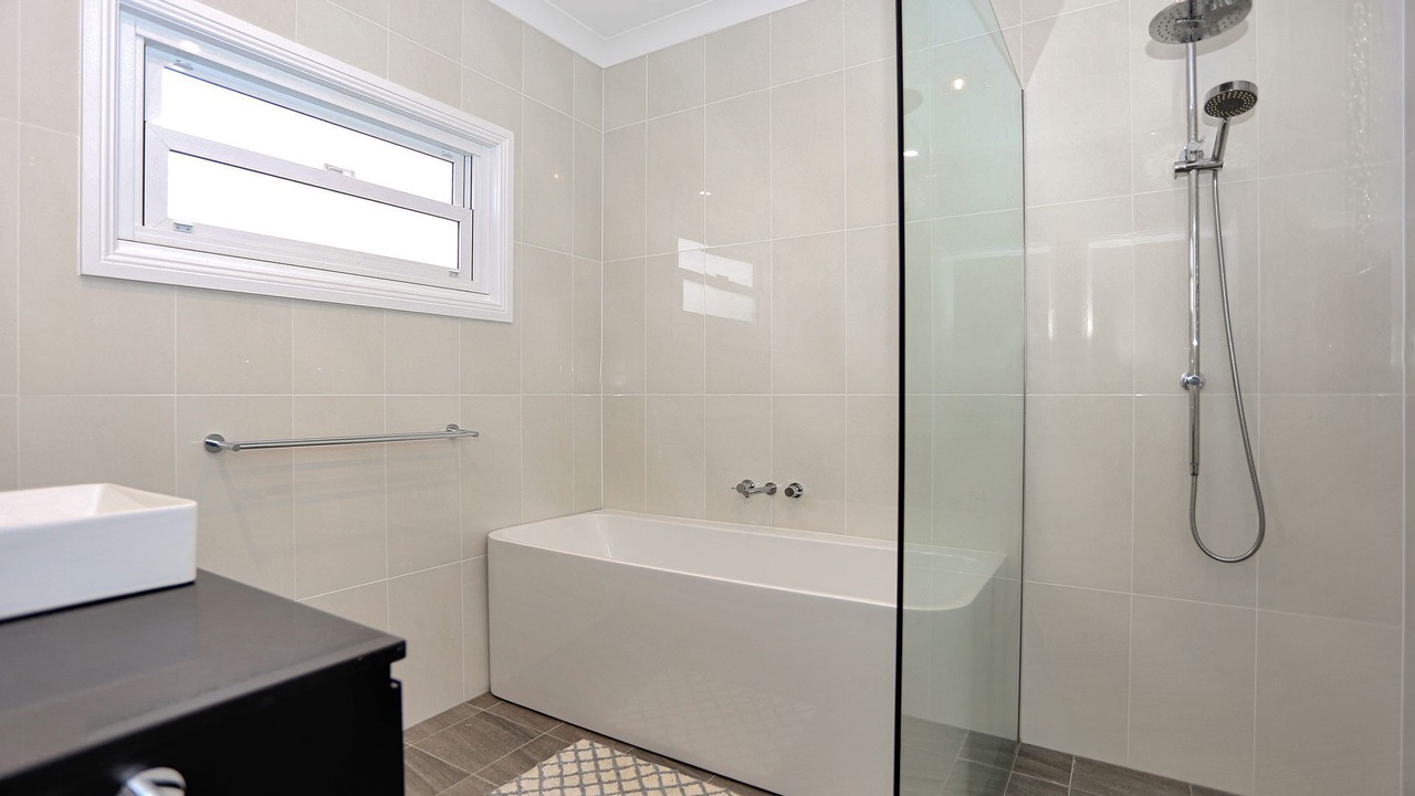 Photo of Bathroom in Tea Gardens