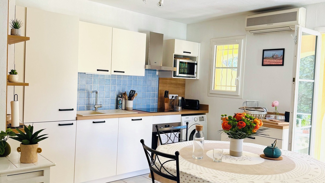 Photo of Kitchen in La Garde-Freinet