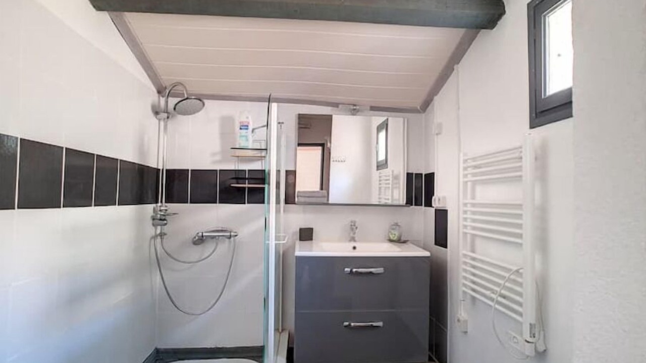 Photo of Bathroom in Fitou