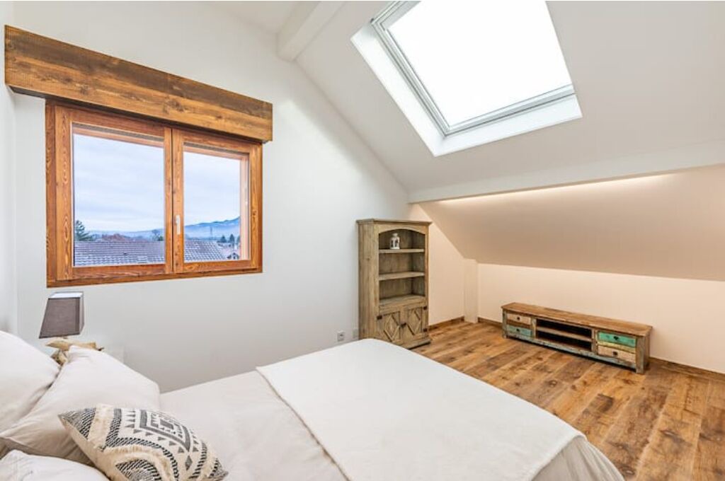 Photo of Bedroom in Arenthon