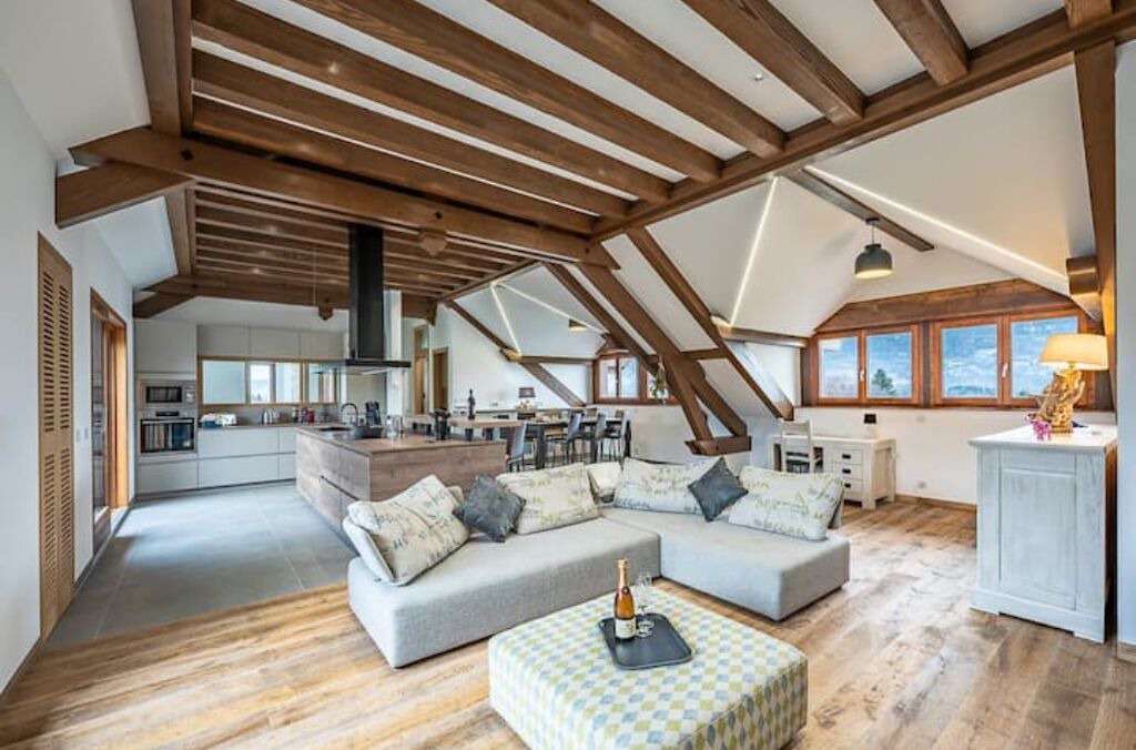 Photo of Livingroom in Arenthon