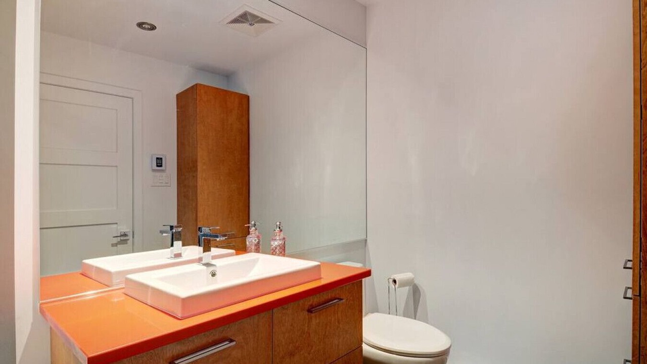 Photo of Bathroom in Vieux-Quebec-Cap-Blanc-colline Parlementaire