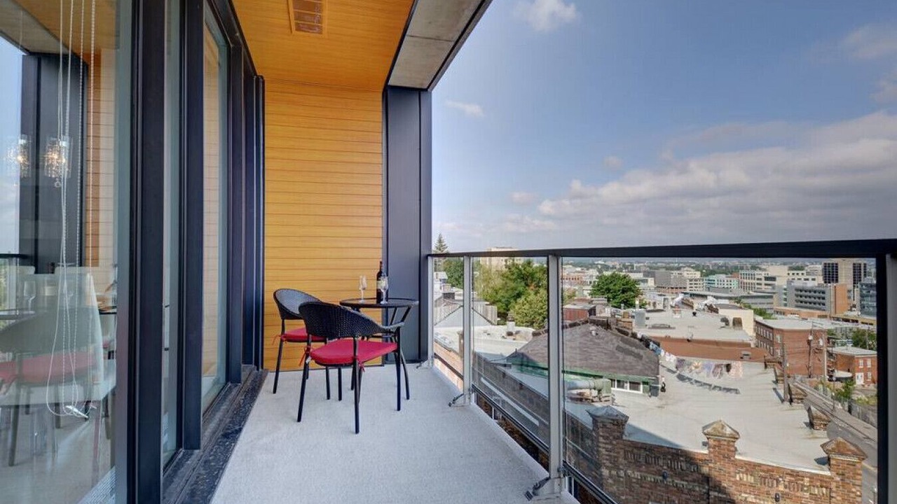 Photo of Outdoor in Vieux-Quebec-Cap-Blanc-colline Parlementaire