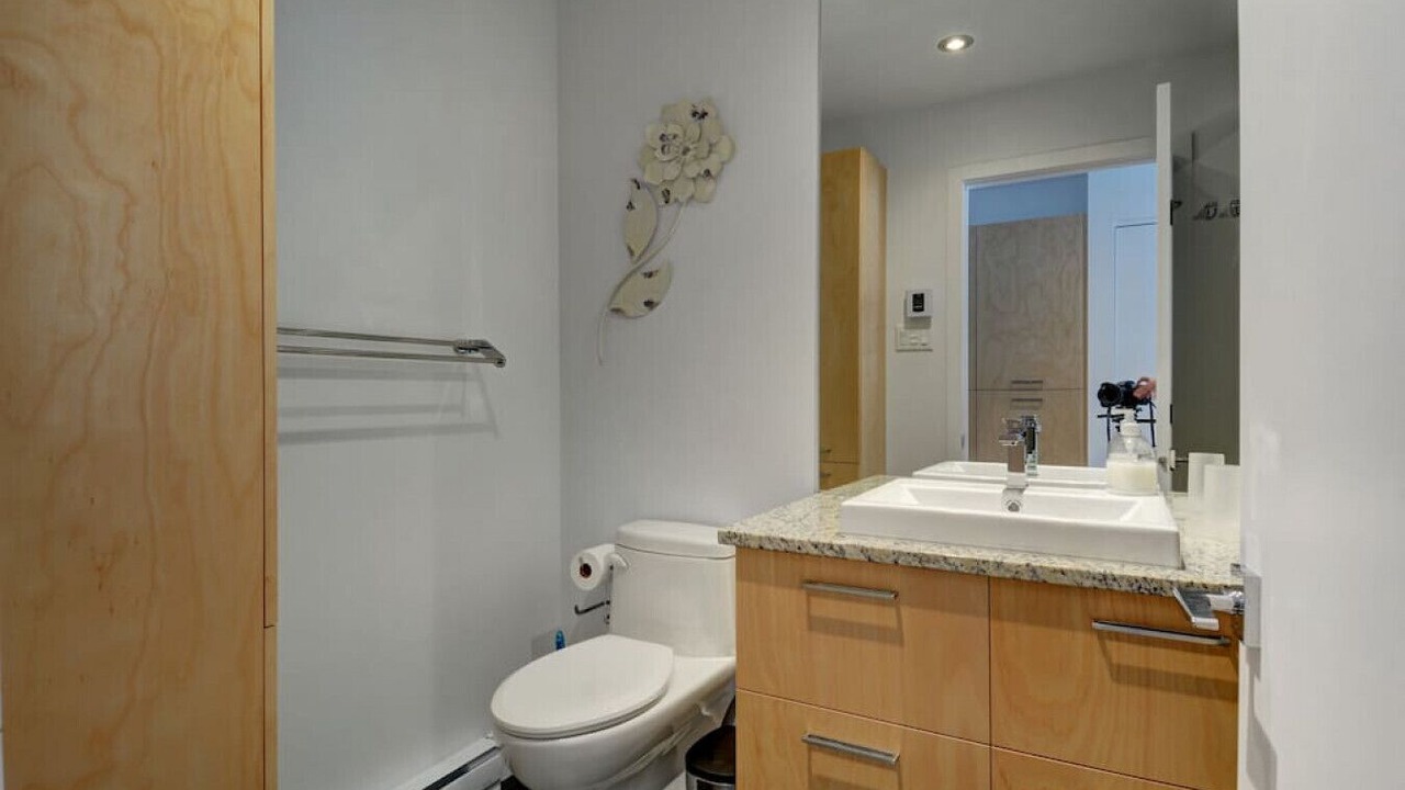 Photo of Bathroom in Vieux-Quebec-Cap-Blanc-colline Parlementaire