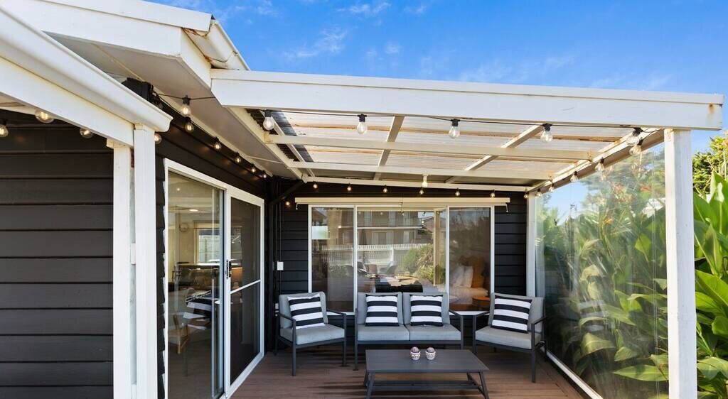 Photo of Patio Balcony in Sunderland Bay