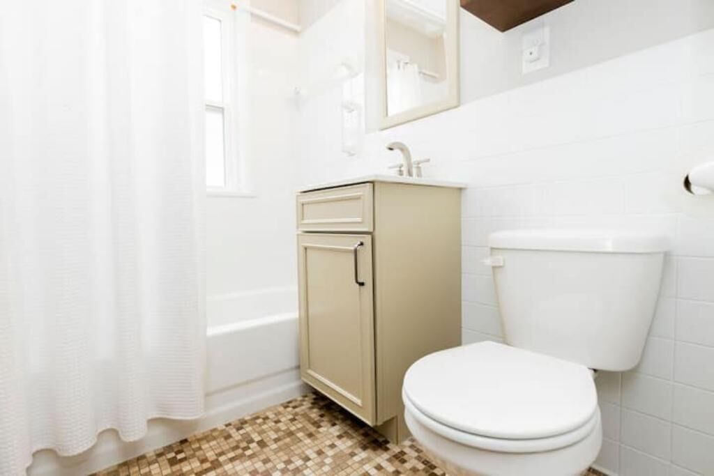 Photo of Bathroom in Lakeside
