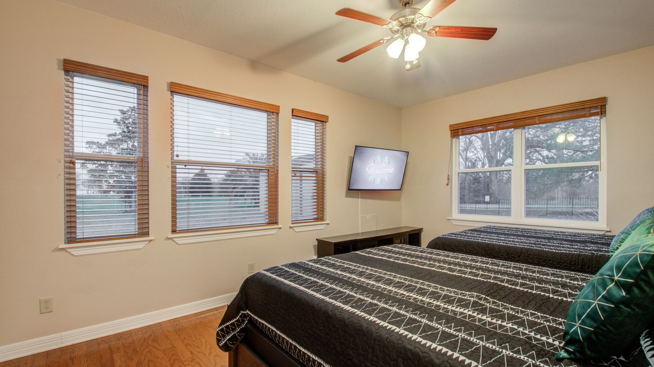 Photo of Bedroom in Pointblank
