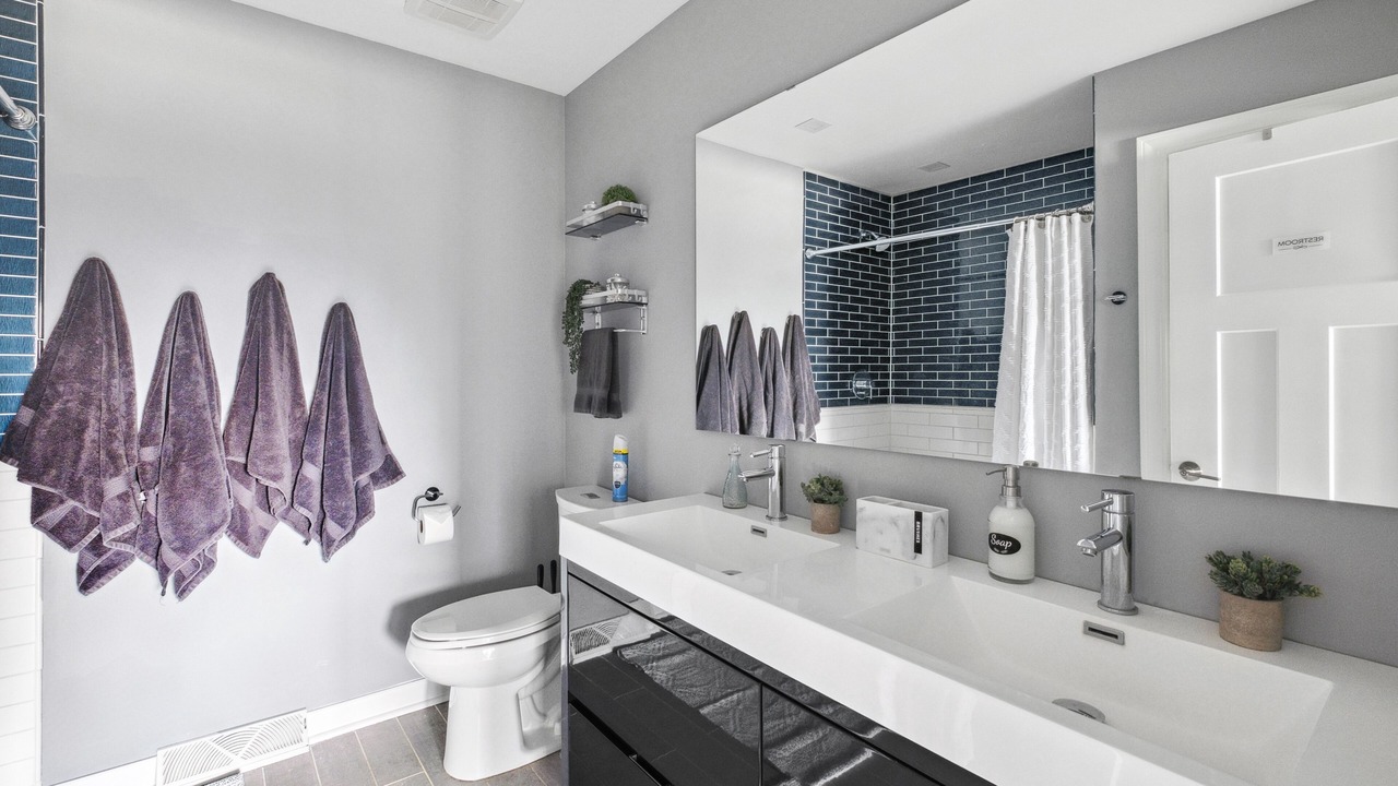 Photo of Bathroom in Highland Hills