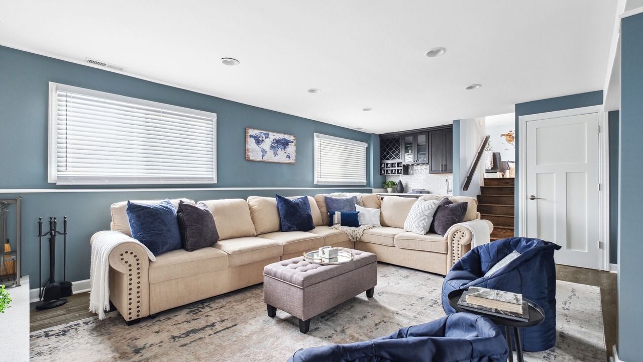 Photo of Livingroom in Highland Hills