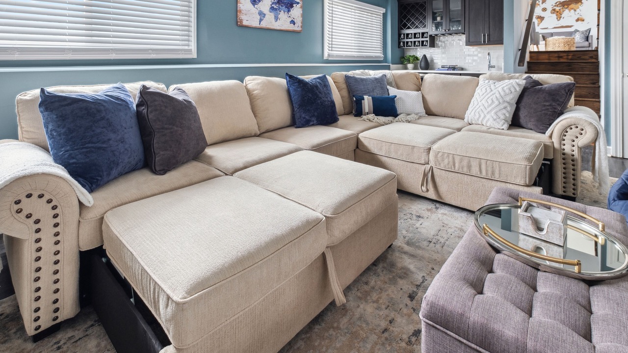 Photo of Livingroom in Highland Hills