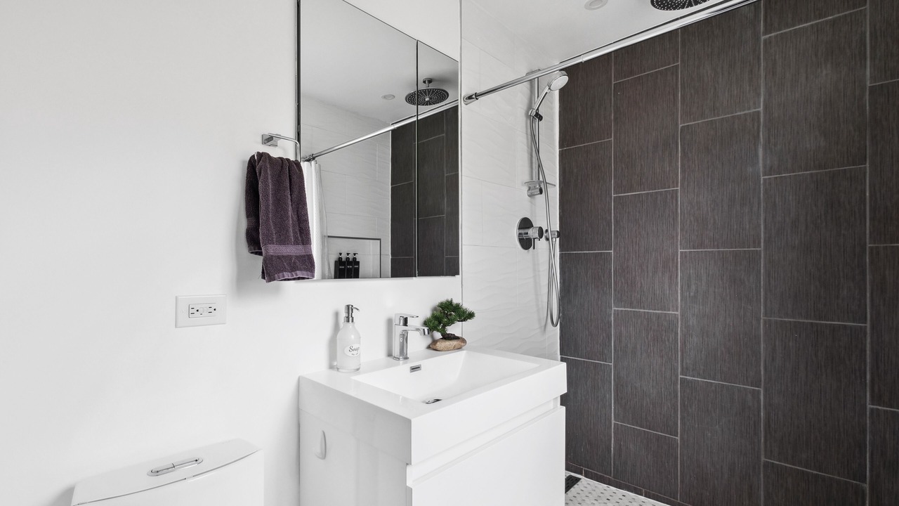 Photo of Bathroom in Highland Hills