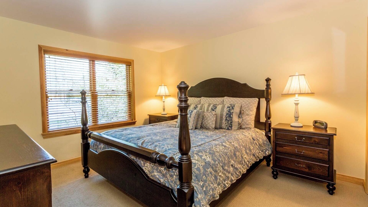 Photo of Bedroom in Utterson