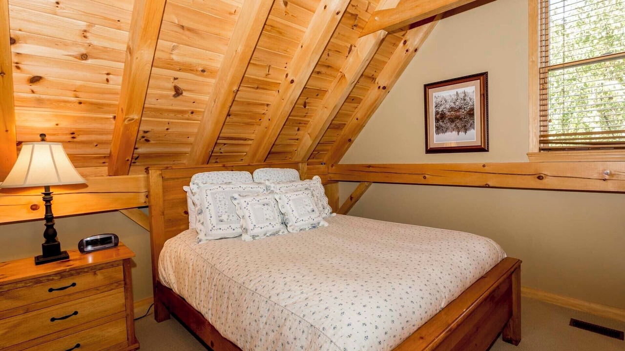 Photo of Bedroom in Utterson