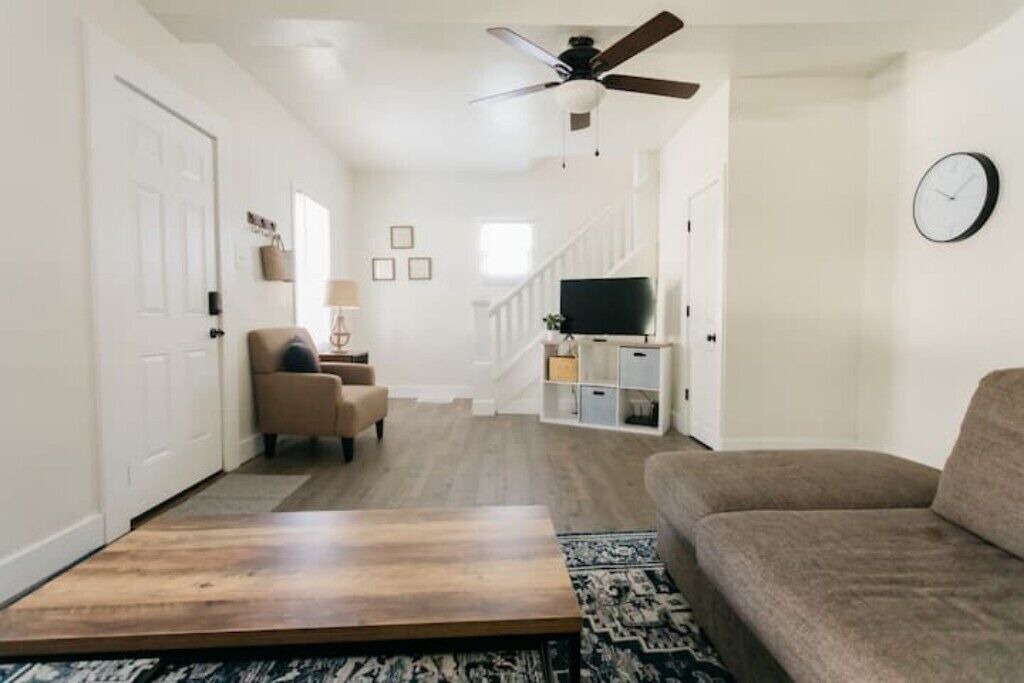 Photo of Livingroom in Dayton