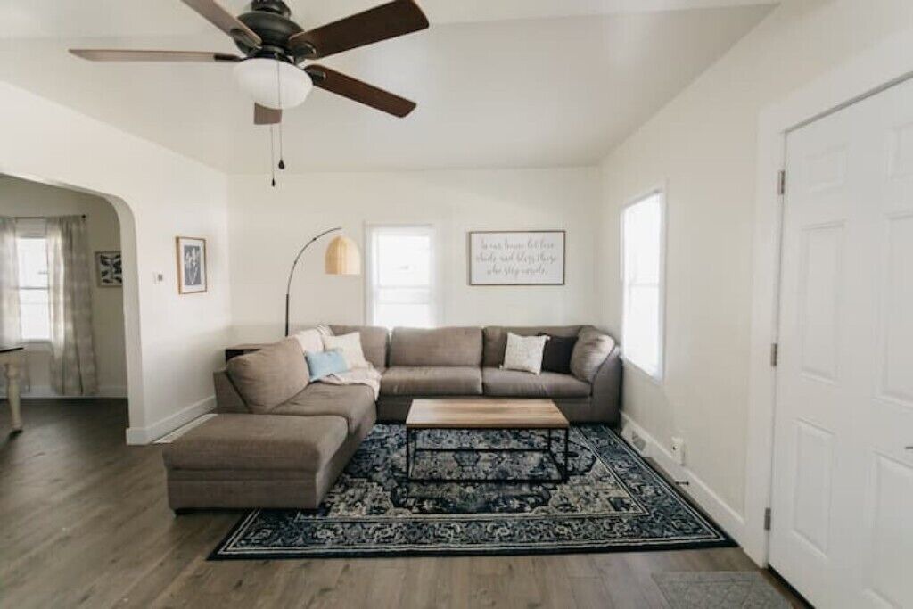 Photo of Livingroom in Dayton