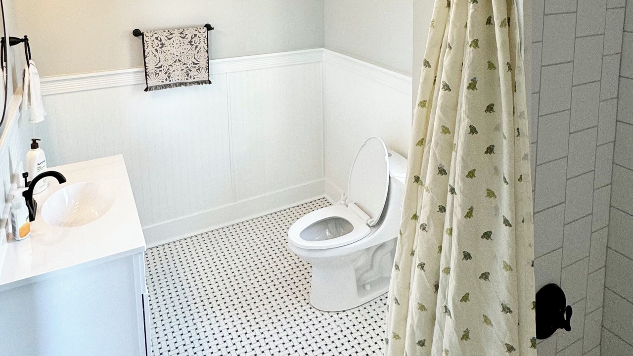 Photo of Bathroom in Near Northside