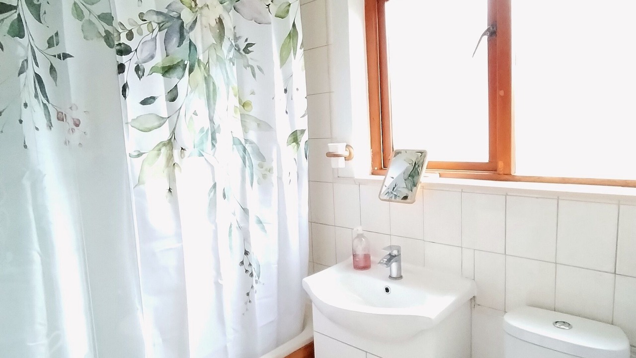 Photo of Bathroom in Yiewsley