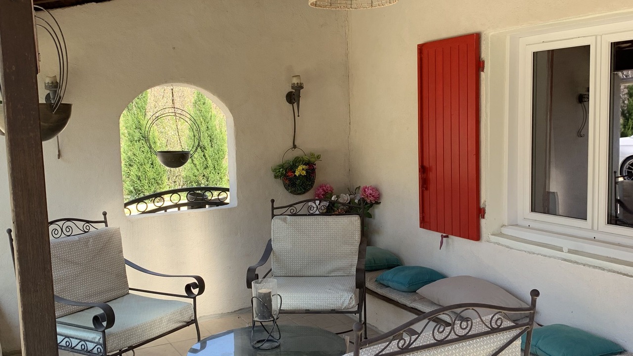 Photo of Patio Balcony in Roche-Saint-Secret