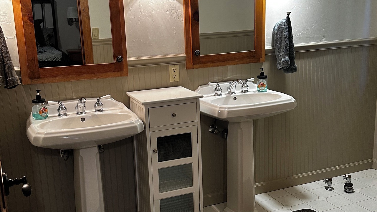 Photo of Bathroom in Deer Park