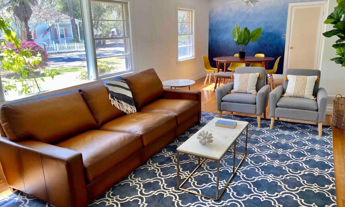 Photo of Livingroom in Thunderbolt