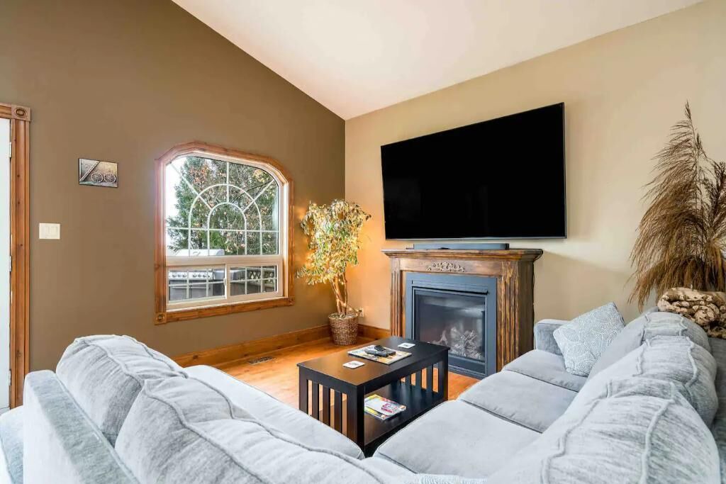 Photo of Livingroom in Glen Huron