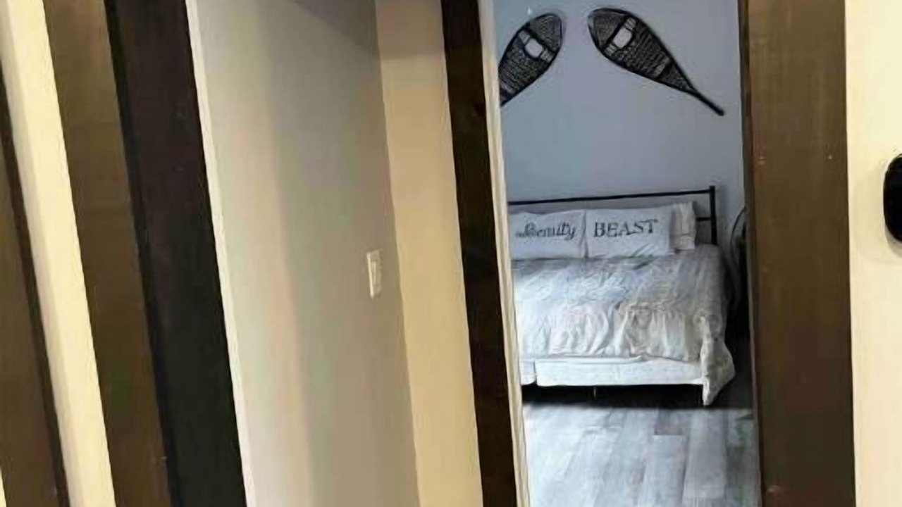 Photo of Bedroom in Colpoys Bay