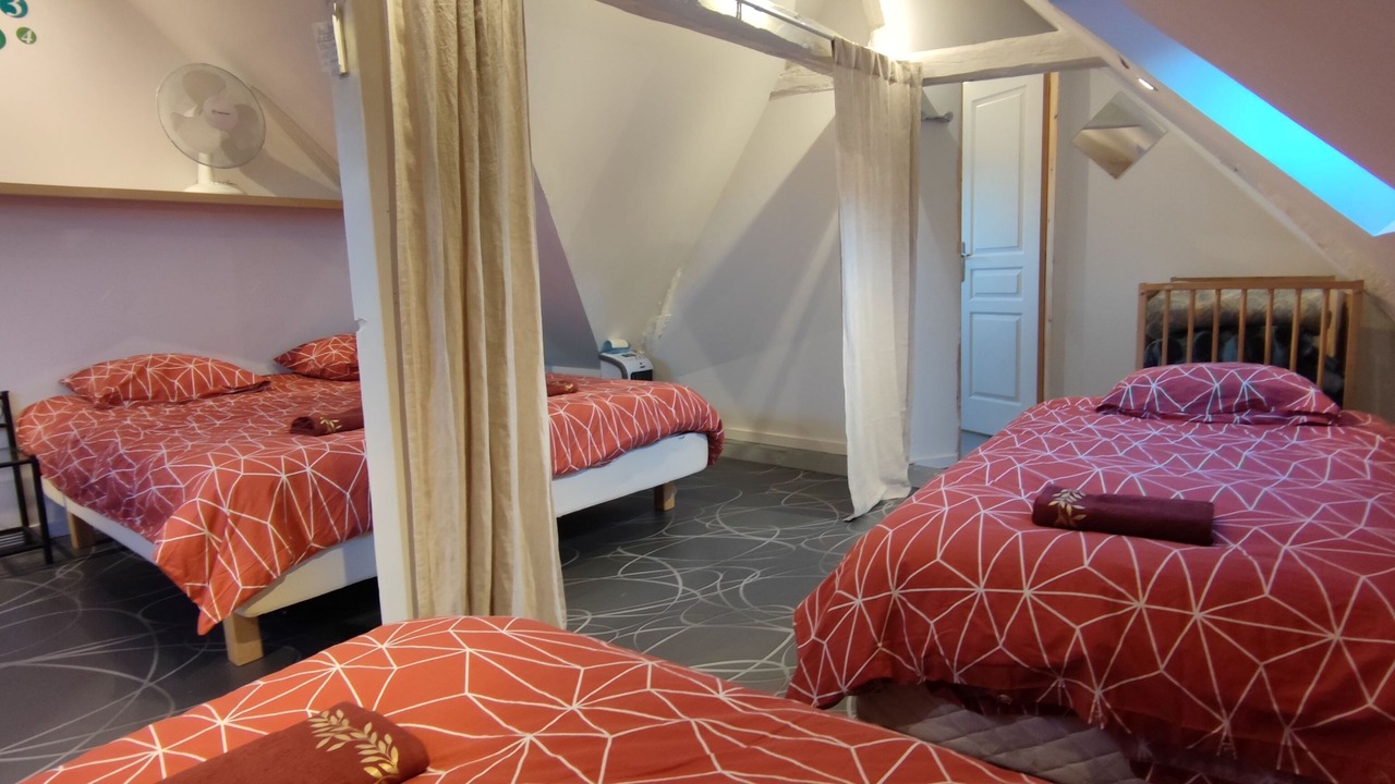 Photo of Bedroom in Beaumont-sur-Sarthe