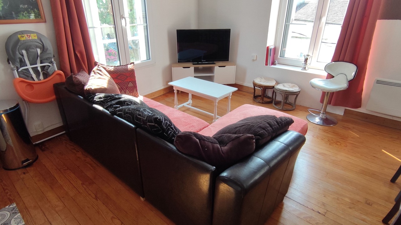 Photo of Livingroom in Beaumont-sur-Sarthe
