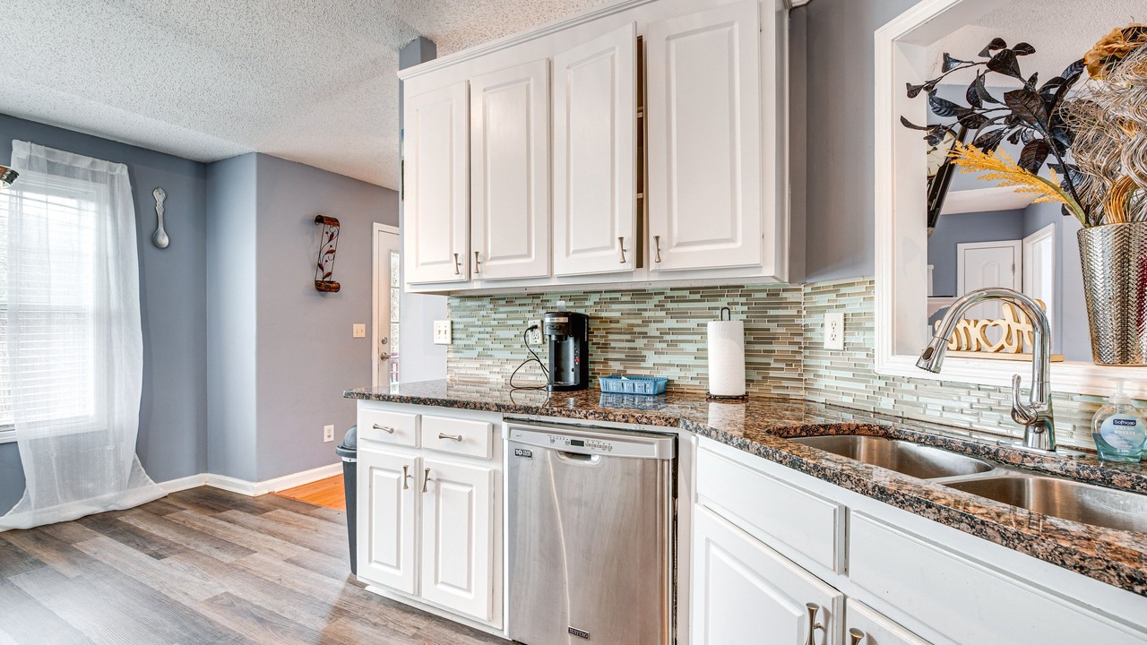 Photo of Others in Winder