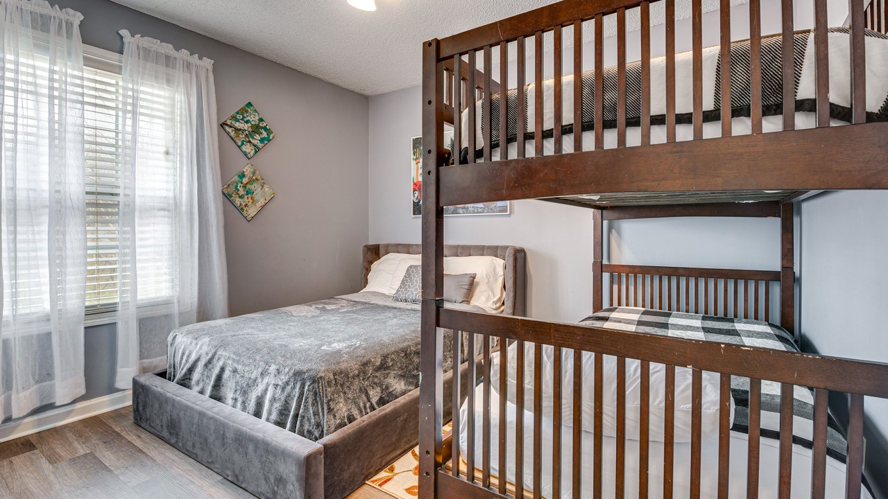 Photo of Others in Winder