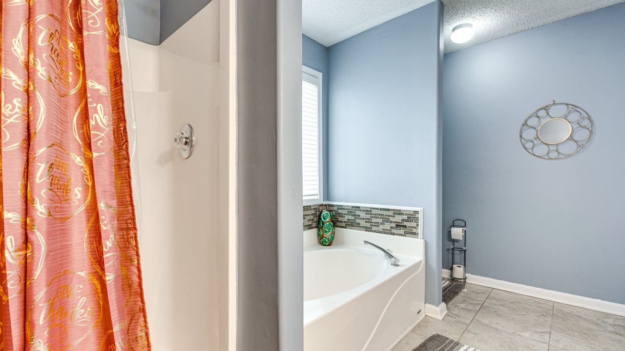 Photo of Bathroom in Winder