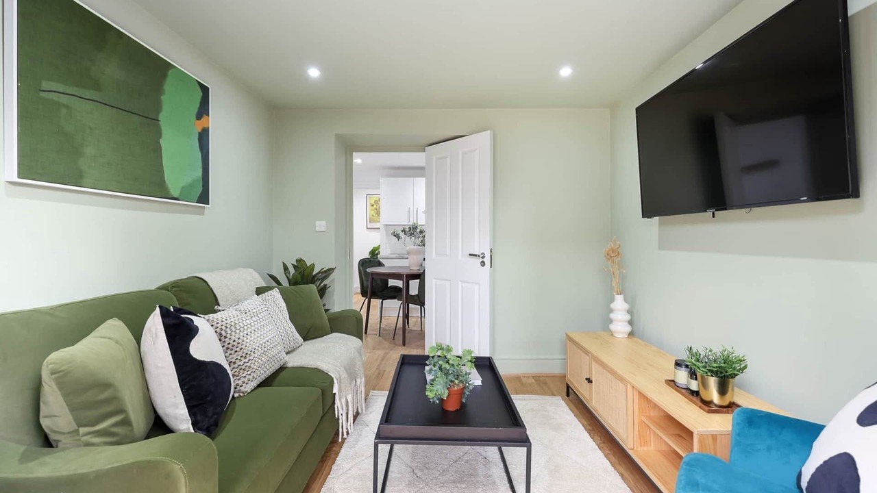 Photo of Livingroom in Holloway