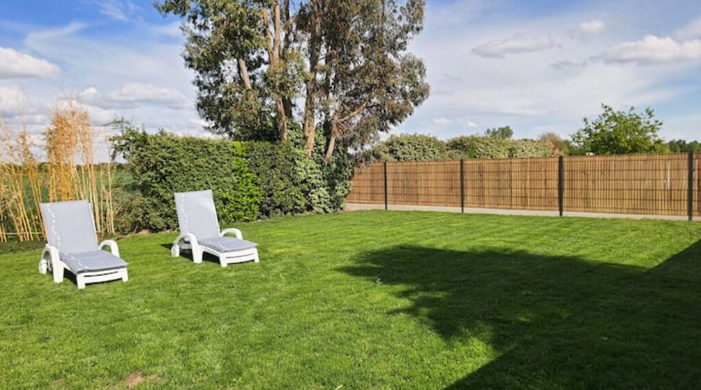 Photo of Outdoor in La Menitre